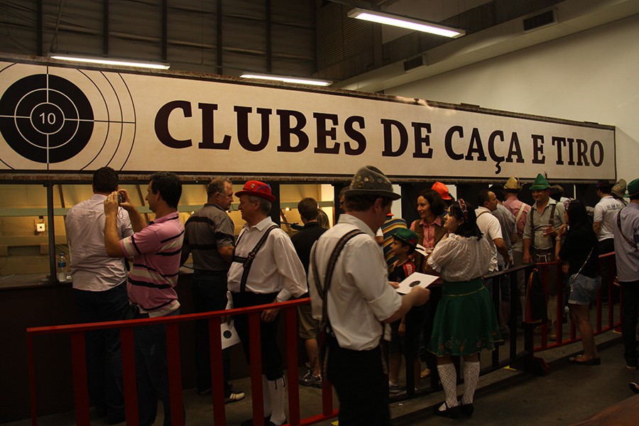 Clubes de Caça e Tiro inovam na Oktoberfest sem esquecer da tradição