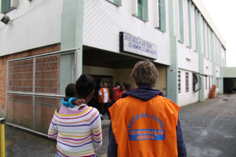 Último abrigo é desativado em Blumenau após enchente