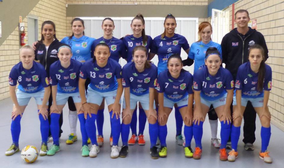 Futsal de Blumenau vence e segue na disputa da Liga Feminina