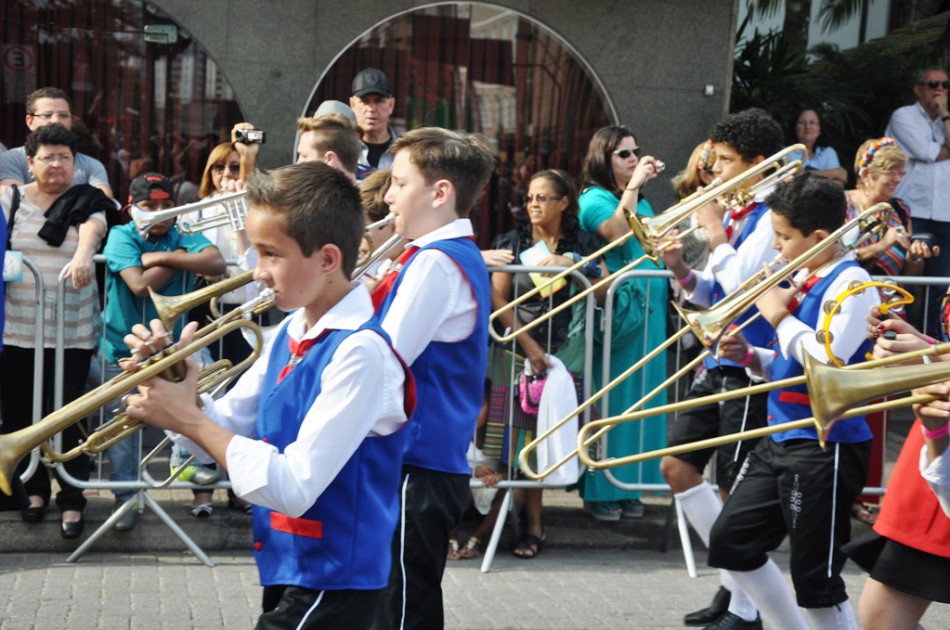 Oktoberfest seleciona bandas e fanfarras municipais para seus desfiles 