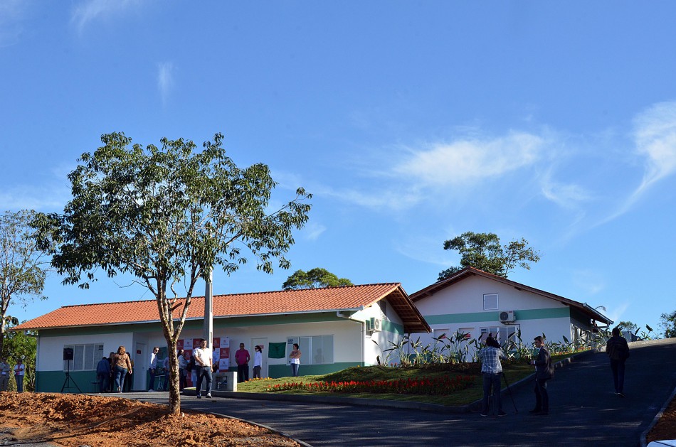 Centro de Animais faz palestras para alunos e entidades do município