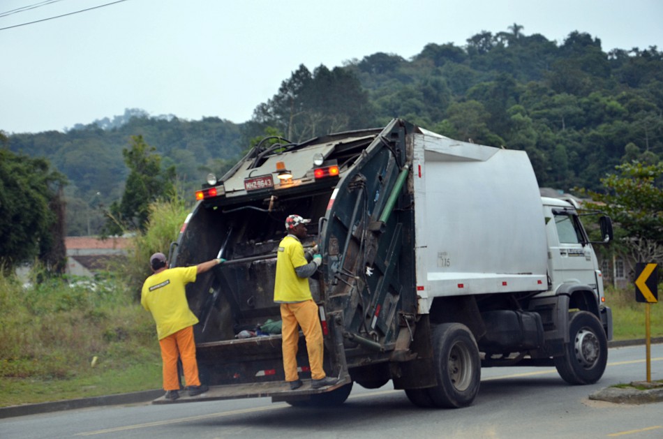 Prefeitura atende em regime de plantão na segunda-feira