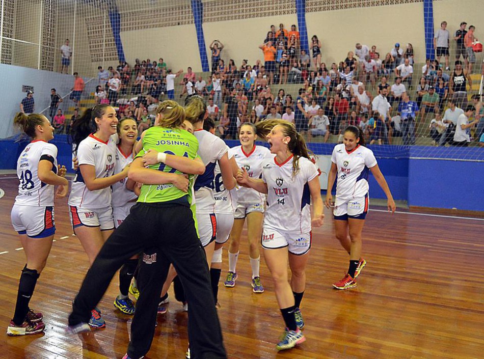 Abluhand vence e disputa quartas de final da Liga Nacional de Handebol
