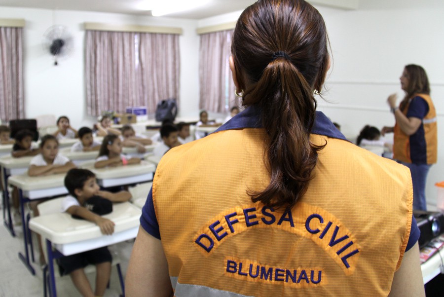 Programa Defesa Civil na Escola promove atividades com o tema desastres