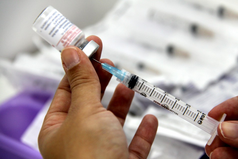 Mais de 36 mil pessoas recebem vacina contra a gripe na rede pública