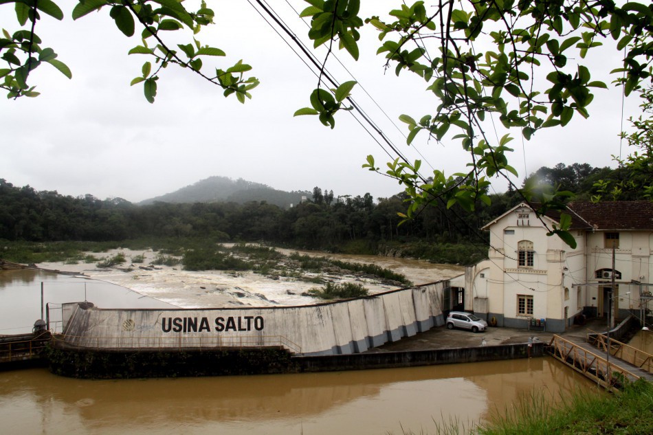 Troca de comportas na Usina do Salto ocorrerá nesta terça-feira, dia 18