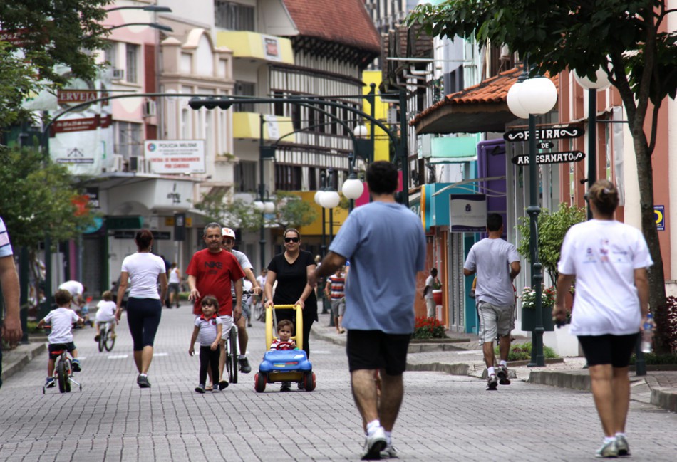 Feriado será de Rota de Lazer na Rua 15 de Novembro