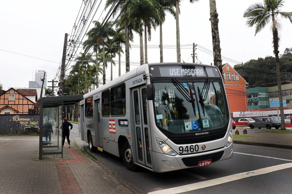 Saiba como ficam os novos horários de ônibus diante das medidas restritivas em Blumenau