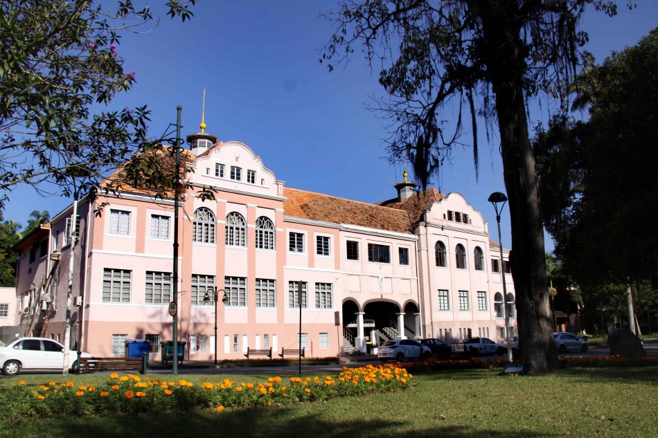Prédio da Secretaria de Cultura passa por manutenção