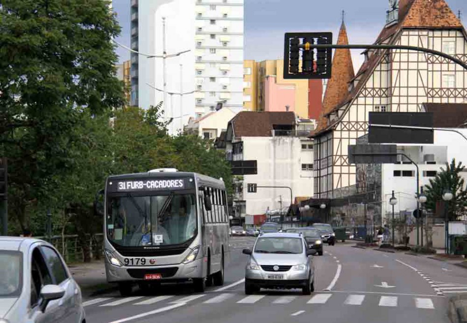 Inmetro realiza aferição de medidores de velocidade em Blumenau